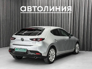 Хетчбэк Mazda 3 2021 года, 1650000 рублей, Красноярск