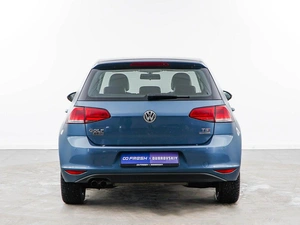 Хетчбэк Volkswagen Golf 2013 года, 1298999 рублей, Москва