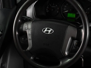 Минивэн Hyundai H-1 2010 года, 1347000 рублей, Тюмень