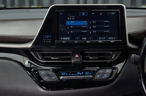 Внедорожник Toyota C-HR 2017 года, 2277000 рублей, Красноярск