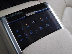Седан Toyota Camry 2019 года, 3769000 рублей, Воронеж