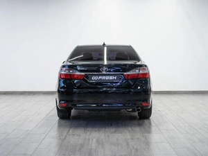 Седан Toyota Camry 2017 года, 2199000 рублей, Саратов