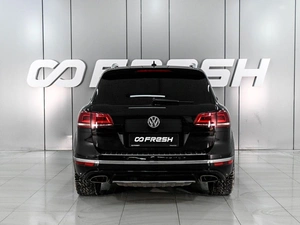 Внедорожник Volkswagen Touareg 2017 года, 3299000 рублей, Аксай