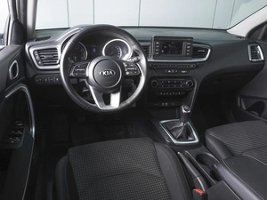 Хетчбэк Kia Ceed 2019 года, 1599000 рублей, Ростов-на-Дону
