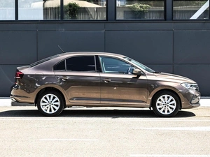 Лифтбек Volkswagen Polo 2021 года, 1894000 рублей, Кирилловка