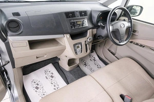 Минивэн Daihatsu Move 2013 года, 639000 рублей, Красноярск