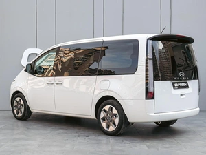 Минивэн Hyundai Staria 2024 года, 5690000 рублей, Краснодар