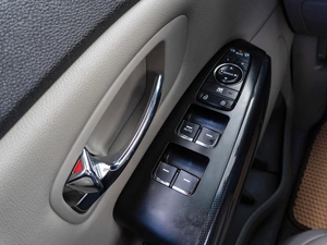 Минивэн Kia Carnival 2016 года, 2489000 рублей, Саратов