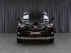 Внедорожник Toyota RAV4 2017 года, 2339000 рублей, Тюмень