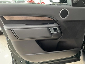 Внедорожник Land Rover Discovery 2017 года, 3787000 рублей, Солонцы