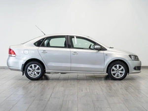 Седан Volkswagen Polo 2012 года, 699000 рублей, Саратов