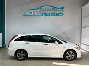 Минивэн Honda Stream 2007 года, 1129000 рублей, Красноярск