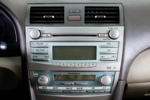 Седан Toyota Camry 2006 года, 799000 рублей, Пермь