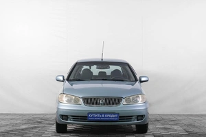 Хетчбэк Nissan Almera 2004 года, 419000 рублей, Кемерово
