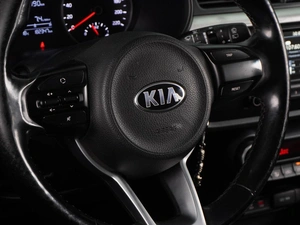 Хетчбэк Kia Rio X-Line 2018 года, 1251000 рублей, Воронеж