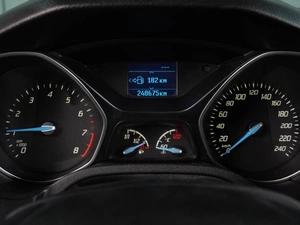 Хетчбэк Ford Focus 2013 года, 699000 рублей, Воронеж