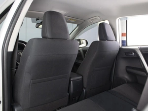 Внедорожник Toyota RAV4 2015 года, 2850000 рублей, Омск