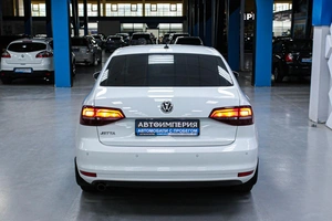 Седан Volkswagen Jetta 2016 года, 1098000 рублей, Солонцы