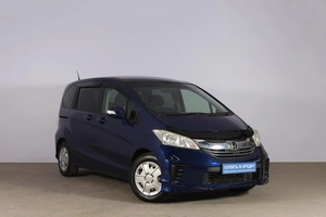 Минивэн Honda Freed 2014 года, 1299000 рублей, Новосибирск