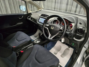 Хетчбэк Honda Fit 2011 года, 660000 рублей, Красноярск