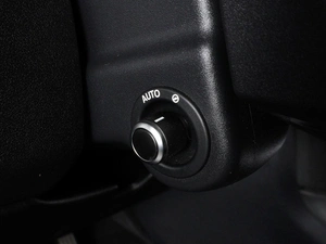 Внедорожник Land Rover Discovery 2015 года, 2140000 рублей, Минеральные Воды