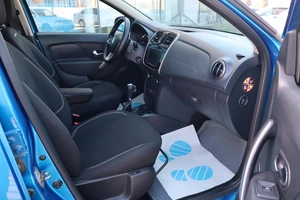 Хэтчбек Renault Sandero 2018 года, 1070000 рублей, Мирное