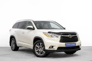 Внедорожник Toyota Highlander 2014 года, 2799000 рублей, Барнаул