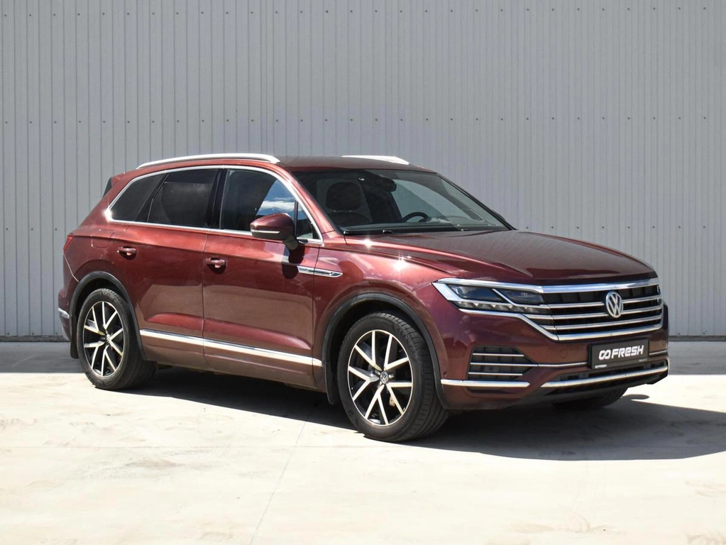 Внедорожник Volkswagen Touareg 2019 года, 3850000 рублей, Краснодар
