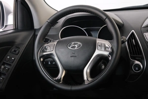 Внедорожник Hyundai ix35 2012 года, 1449000 рублей, Омск