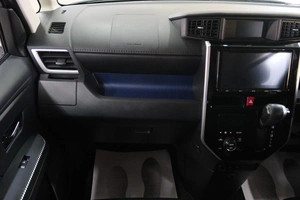 Хетчбэк Toyota Tank 2017 года, 1089000 рублей, Омск