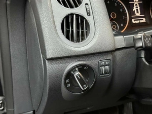 Внедорожник Volkswagen Tiguan 2013 года, 1347000 рублей, Красноярск