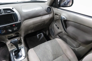 Внедорожник Toyota RAV4 2003 года, 769000 рублей, Новокузнецк