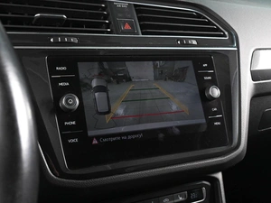 Внедорожник Volkswagen Tiguan 2018 года, 2850000 рублей, Аксай