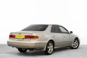 Седан Toyota Camry Gracia 2000 года, 499000 рублей, Барнаул
