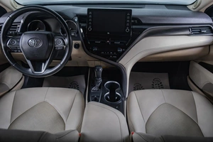 Седан Toyota Camry 2021 года, 3899000 рублей, Томск