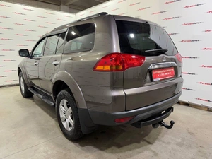 Внедорожник Mitsubishi Pajero 2011 года, 1440000 рублей, Красноярск