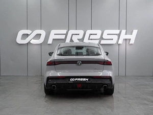 Лифтбек Changan UNI-V 2023 года, 2250000 рублей, Воронеж