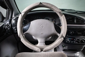 Минивэн Chrysler Voyager 2000 года, 299000 рублей, Сургут