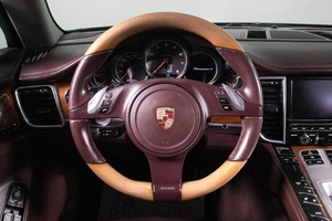 Лифтбек Porsche Panamera 4 2011 года, 2649000 рублей, Сургут