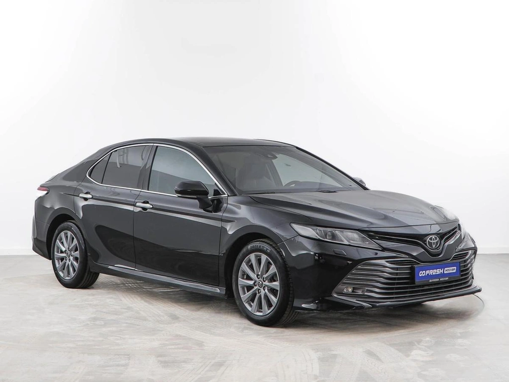Седан Toyota Camry 2018 года, 2597077 рублей, Москва