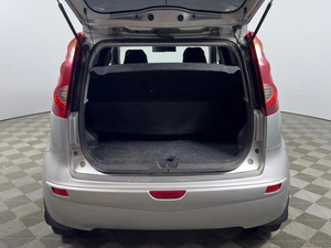 Хетчбэк Nissan Note 2011 года, 530000 рублей, Казань