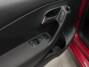 Седан Volkswagen Polo 2015 года, 1149000 рублей, Красноярск
