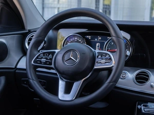 Седан Mercedes-benz E-класс 2020 года, 1949000 рублей, Волгоград