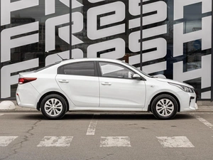 Седан Kia Rio 2018 года, 1090000 рублей, Краснодар