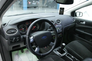 Хетчбэк Ford Focus 2007 года, 603000 рублей, Солонцы