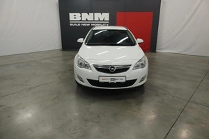 Универсал Opel Astra 2012 года, 995000 рублей, Курск