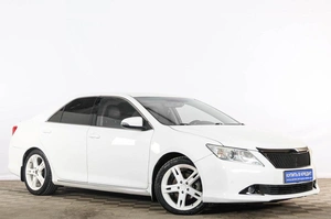 Седан Toyota Camry 2012 года, 1399000 рублей, Тюмень