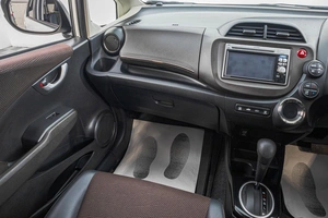 Универсал Honda Fit Shuttle 2011 года, 1109000 рублей, Барнаул