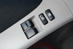 Хетчбэк Toyota Yaris 2008 года, 589000 рублей, Тюмень