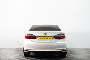Седан Toyota Camry 2017 года, 2679000 рублей, Сургут